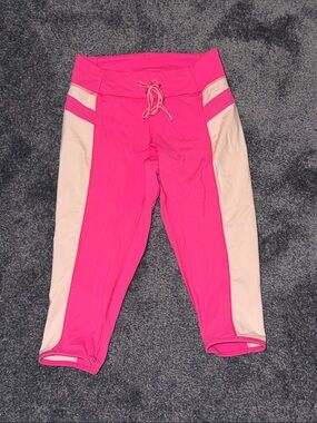 Lululemon Pink Colorblock Active Capris